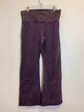 Lolly High-Waist Flared Leggings in Dark Purple